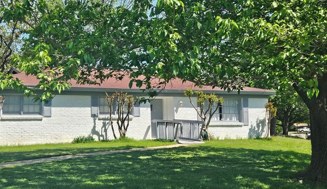 3-bedroom house in beautiful Fort Worth with WiFi, AC