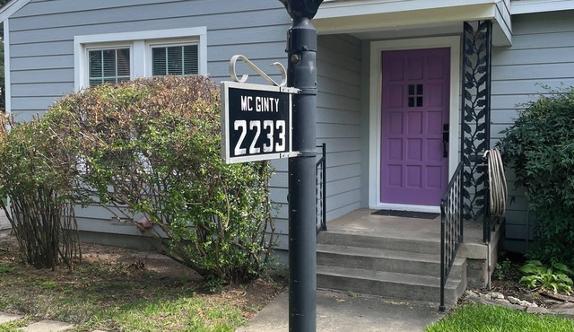 3-bedroom house in central Abilene with modern amenities and nostalgic charm.