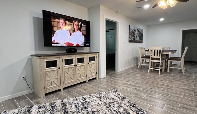 3-bedroom house in charming Decatur with WiFi, AC. Book now