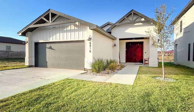 3-bedroom house in charming Laredo