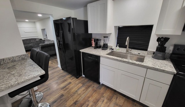 3-bedroom house in charming downtown Potosi