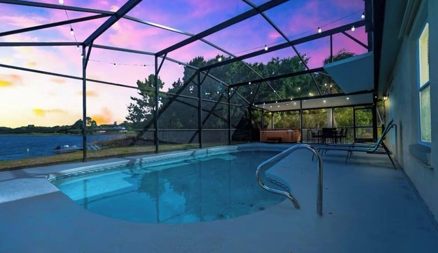 3-bedroom house in cool Davenport with AC