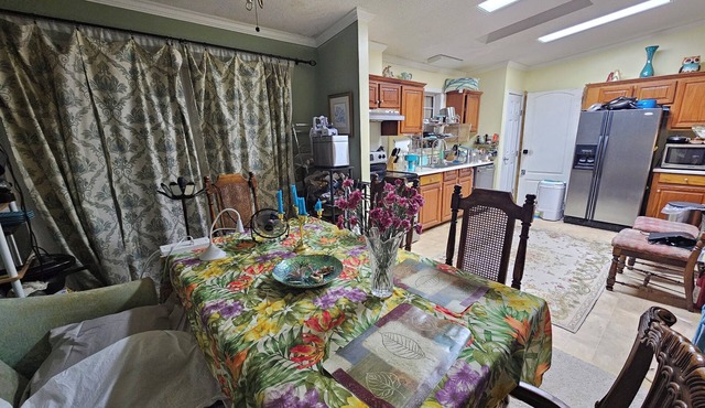 3-bedroom house in delightful S Raleigh WiFi, AC