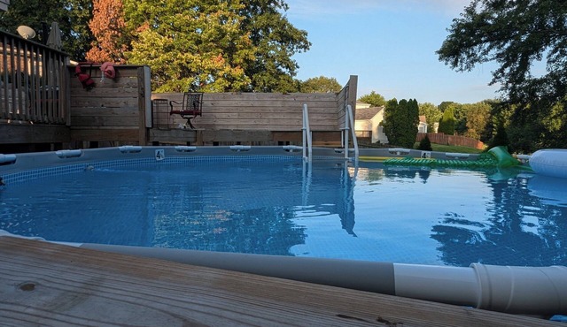 3-bedroom house in fabulous Louisville with WiFi, AC, workspace and pool!