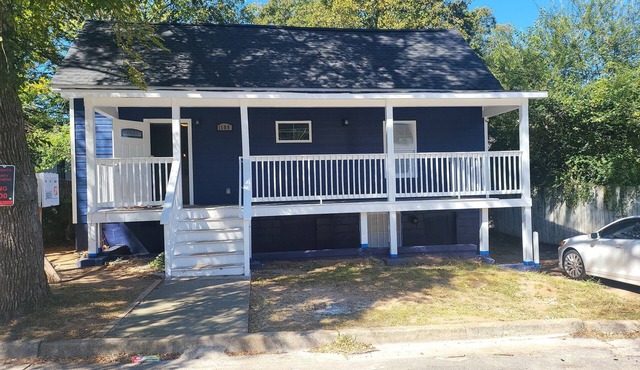 3-bedroom house in fantastic Atlanta with cool AC and comfort close to downtown