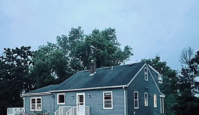 3-bedroom house in Hastings sitting on the Mississippi River ridge.