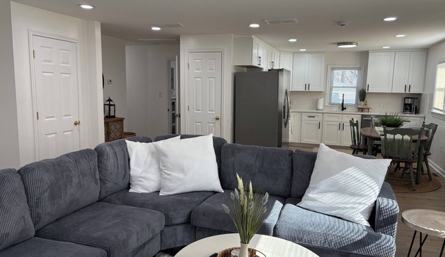 3-bedroom house in heart of Newark close to Christiana Hospital & Mall