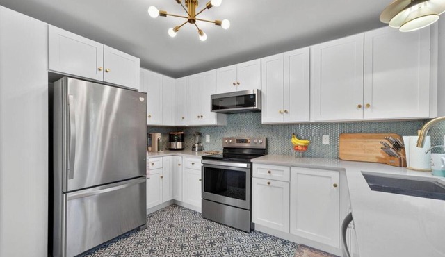 3-bedroom house in Hemlock Farms Community