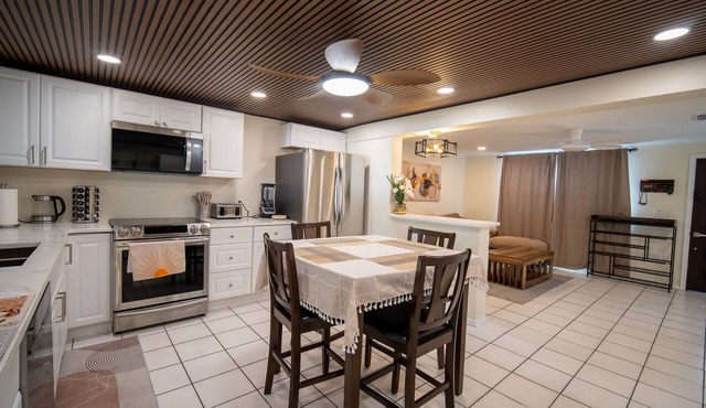 3-bedroom house in lovely Fort Myers with ACnWelcome to our Garden Villa!