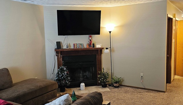 3-bedroom house in lancaster.