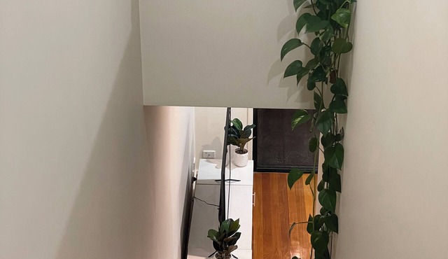 3-bedroom house in lovely St Kilda with WiFi, AC