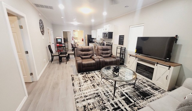 3-bedroom house in lovely Tulsa with a fence in playground