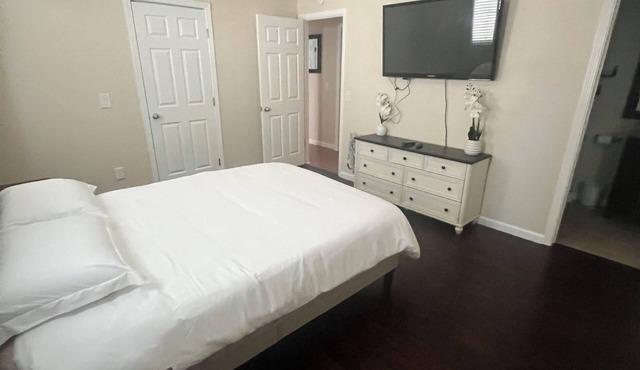 3-bedroom house in perfect Sacramento with AC