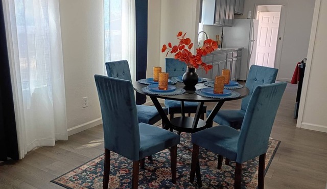 3-bedroom house in peaceful Fresno with cool AC breeze