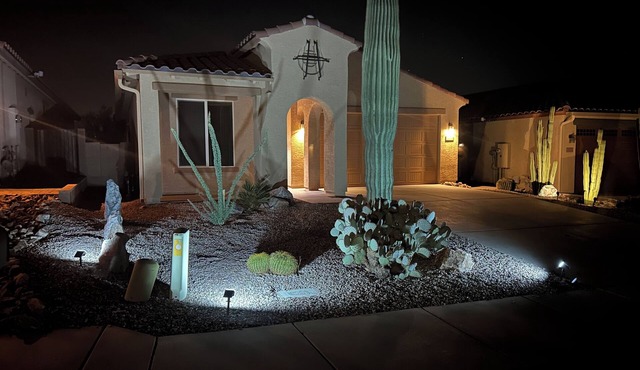 3-bedroom house in quiet gated community to enjoy the serene beauty of Marana