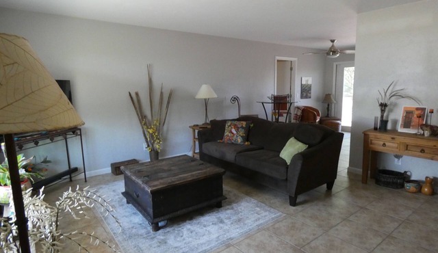 3-bedroom house in serene Tucson with mountain views for relaxing stays