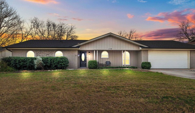 3-bedroom house in terrific Keller with cool AC breeze