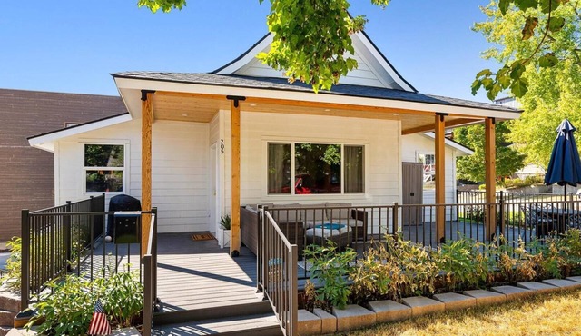 3 Bedroom House in the Heart of Downtown Whitefish!