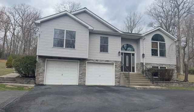 3-bedroom house in the beautiful Pocono Mountains surrounded by nature and peace