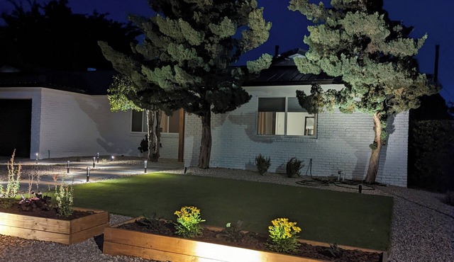 3-bedroom house in Albuquerque heights close to trails, breweries and groceries!