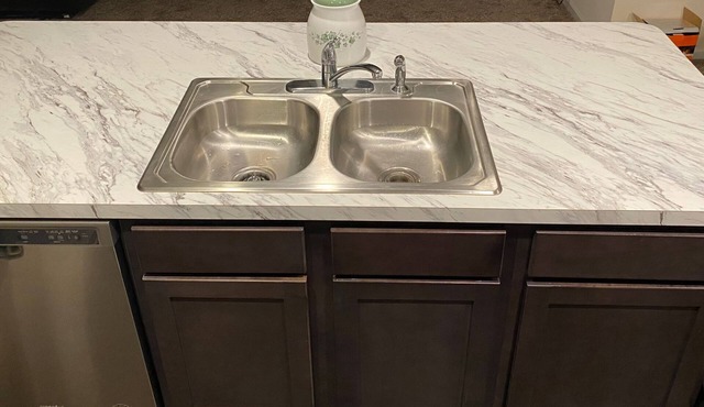 3-bedroom house in amazing Jacksonville with AC, WiFi
