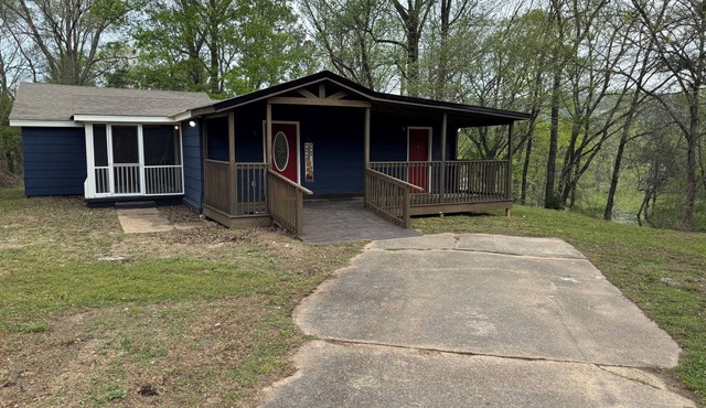 3-bedroom house in Jacksonville with fast WiFi Secluded Mountain and Lake Views