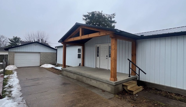 3-bedroom house in delightful Nelsonville