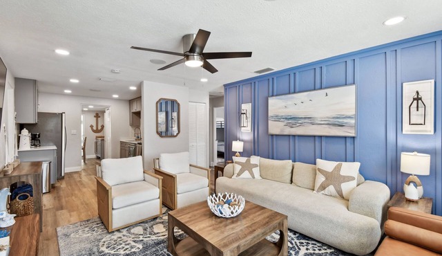 3-bedroom house in welcoming Ormond Beach walking distance from the beach