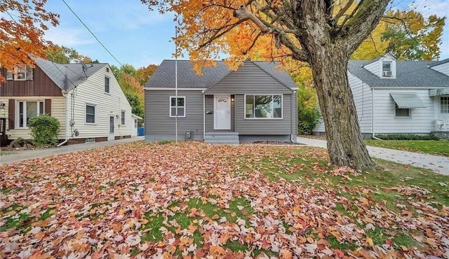 3-bedroom house in brilliant Painesville with AC and fitness room