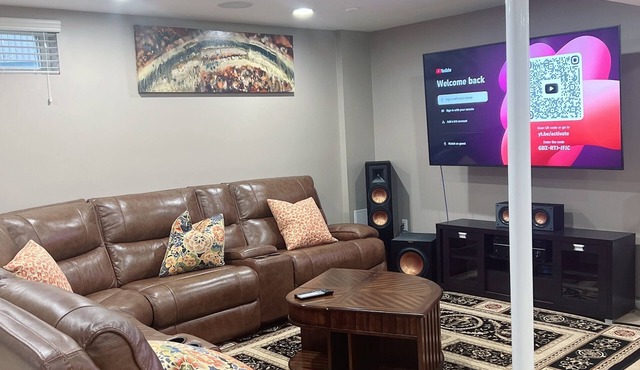 3-bedroom house in Woodbridge close to shopping centers, restaurants and DC