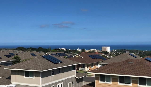 3-bedroom house in welcoming Wailuku with WiFi