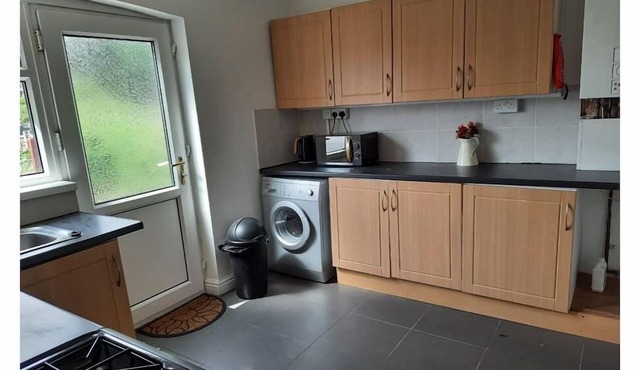 3 bedroom house located in Neston grove