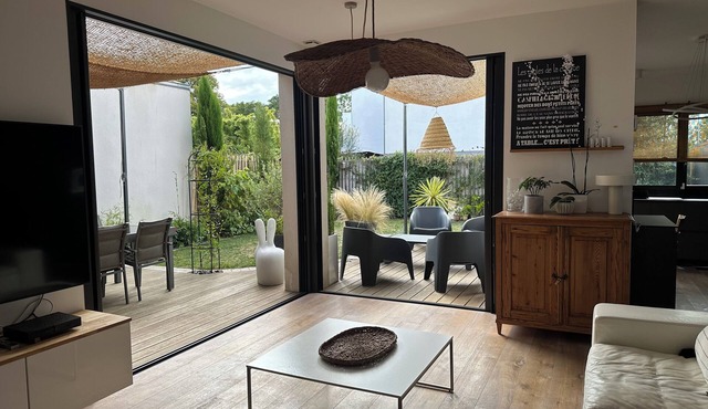 3 bedroom house near Ile de Ré, downtown La Rochelle