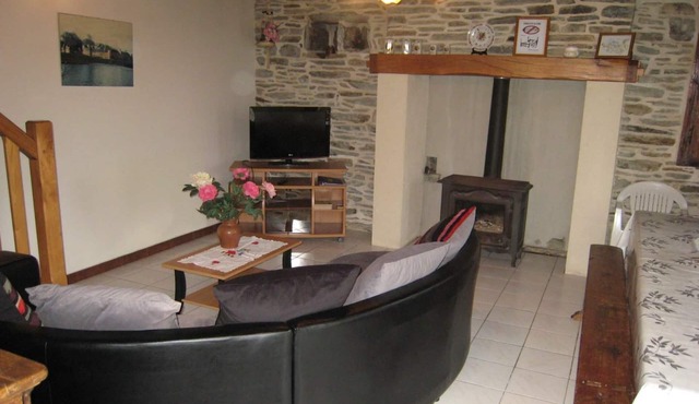 3-bedroom house near Rozel Beach