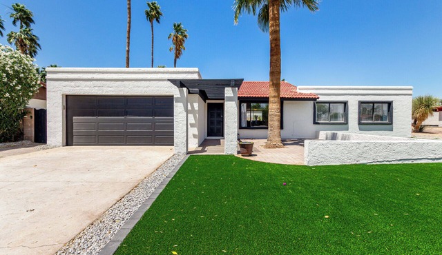 3-bedroom house in lovely Litchfield Park with WiFi, AC close to Golf & Shopping