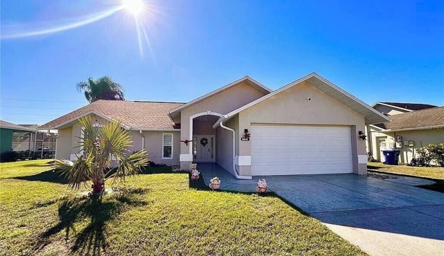 3-bedroom house in marvelous New Port Richey with WiFi, AC