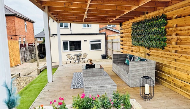 *3 bedroom house/WiFi/FreeParking/Business*