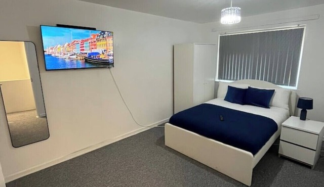 3 Bedroom house with new kitchen and Bathroom