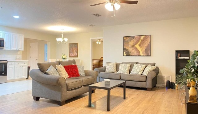 3-bedroom house with AC in charming Oviedo close to the University