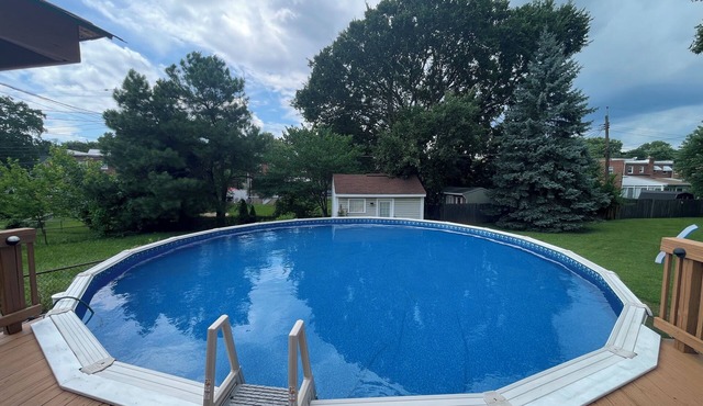 3-bedroom house with Pool