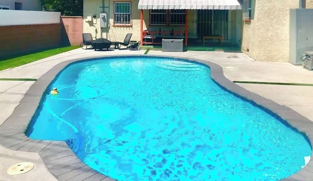 3-bedroom house with pool near Sofi in Inglewood with AC, WiFi. Enjoy your stay