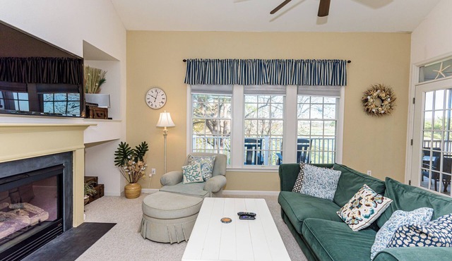 3 Bedroom in a Beautiful Golf Community