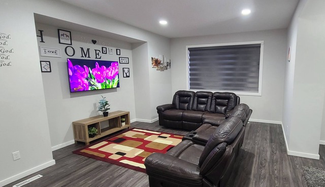 3-bedroom in Devonshire Cozy Haven