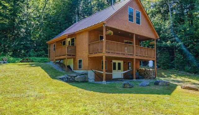 3 bedroom Lake Chalet with private dock close to Sunday River Ski & Golf resort.