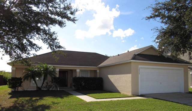 3 Bedroom, Lake View with South Facing Pool