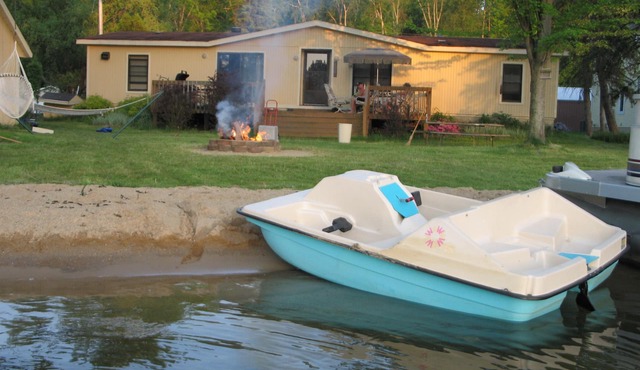 3 bedroom lakefront vacation home