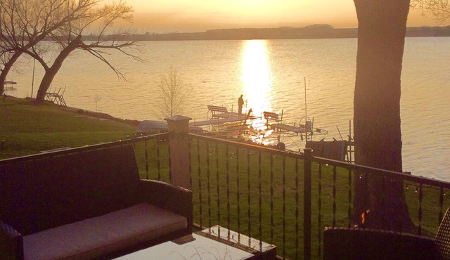 3 Bedroom Lakefront Home on Beaver Dam Lake!