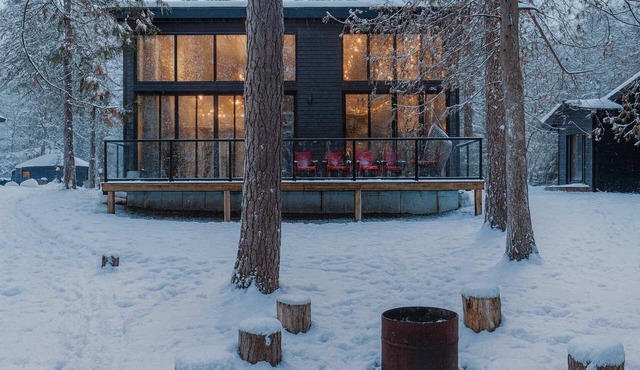 3-bedroom Lakefront Villa #5