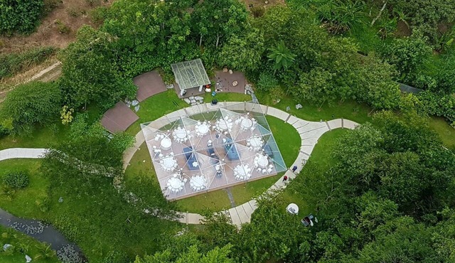 3 Bedroom Lakeview Executive Deluxe #10