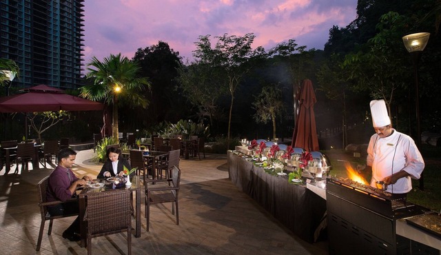 3 Bedroom Lakeview Premier Suite #6